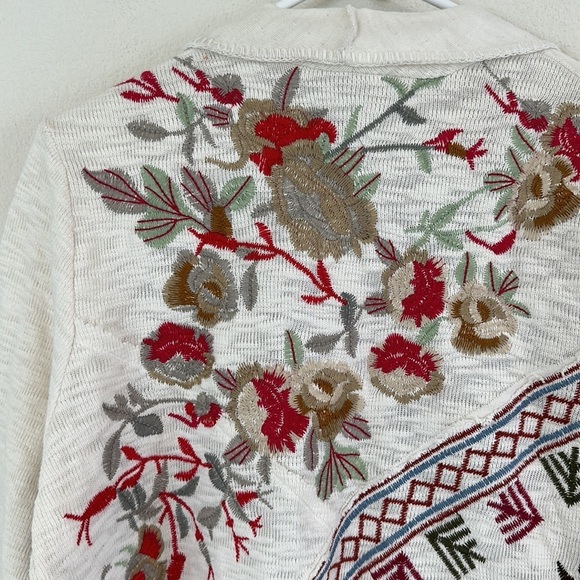 NWT Paparazzi English Rose Embroidered Cardigan - Picture 10 of 14